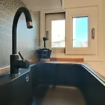 Luxury House Daire *