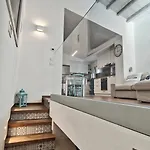 Luxury House *